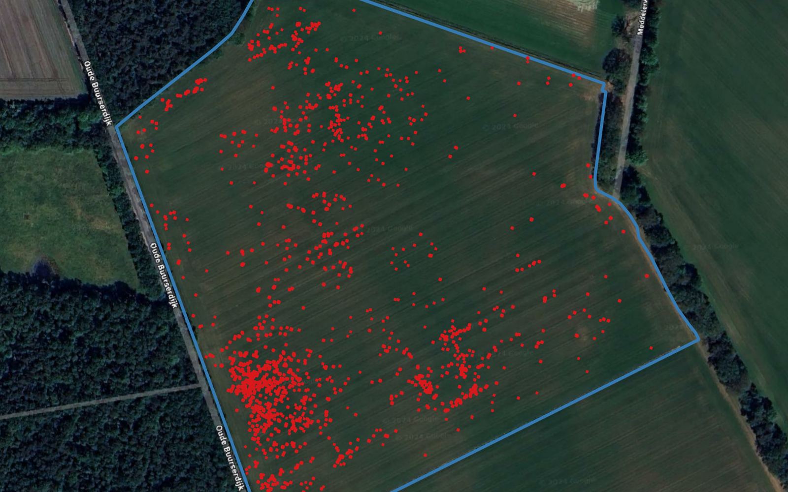 Task maps in the app, ready to download for the sprayer